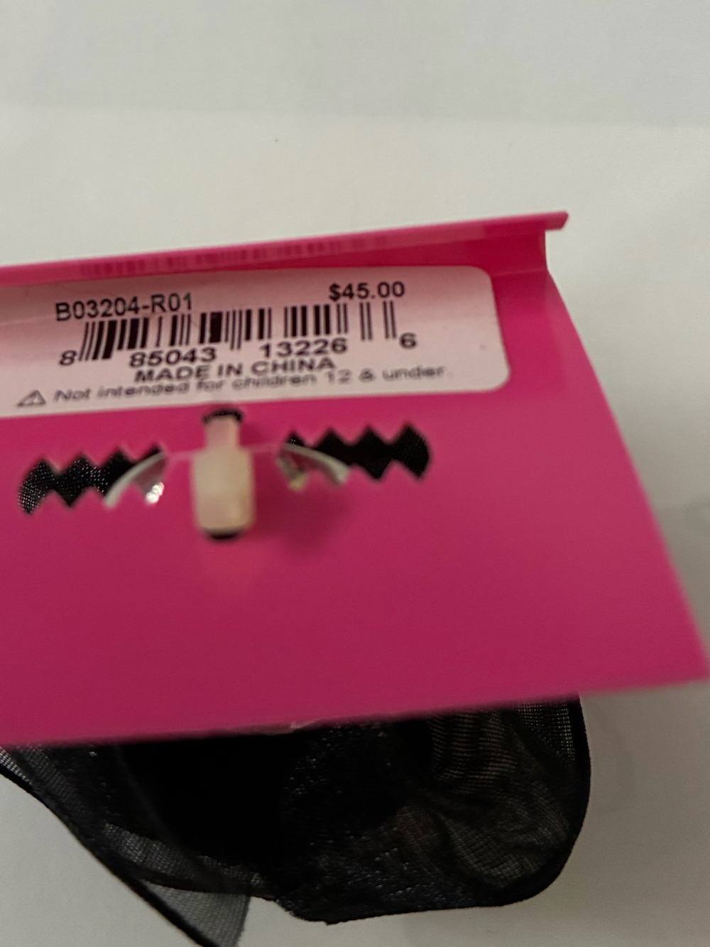 Betsey Johnson Tulle Cocktail Ring with Crystal Accent NEW - Picture 4 of 6